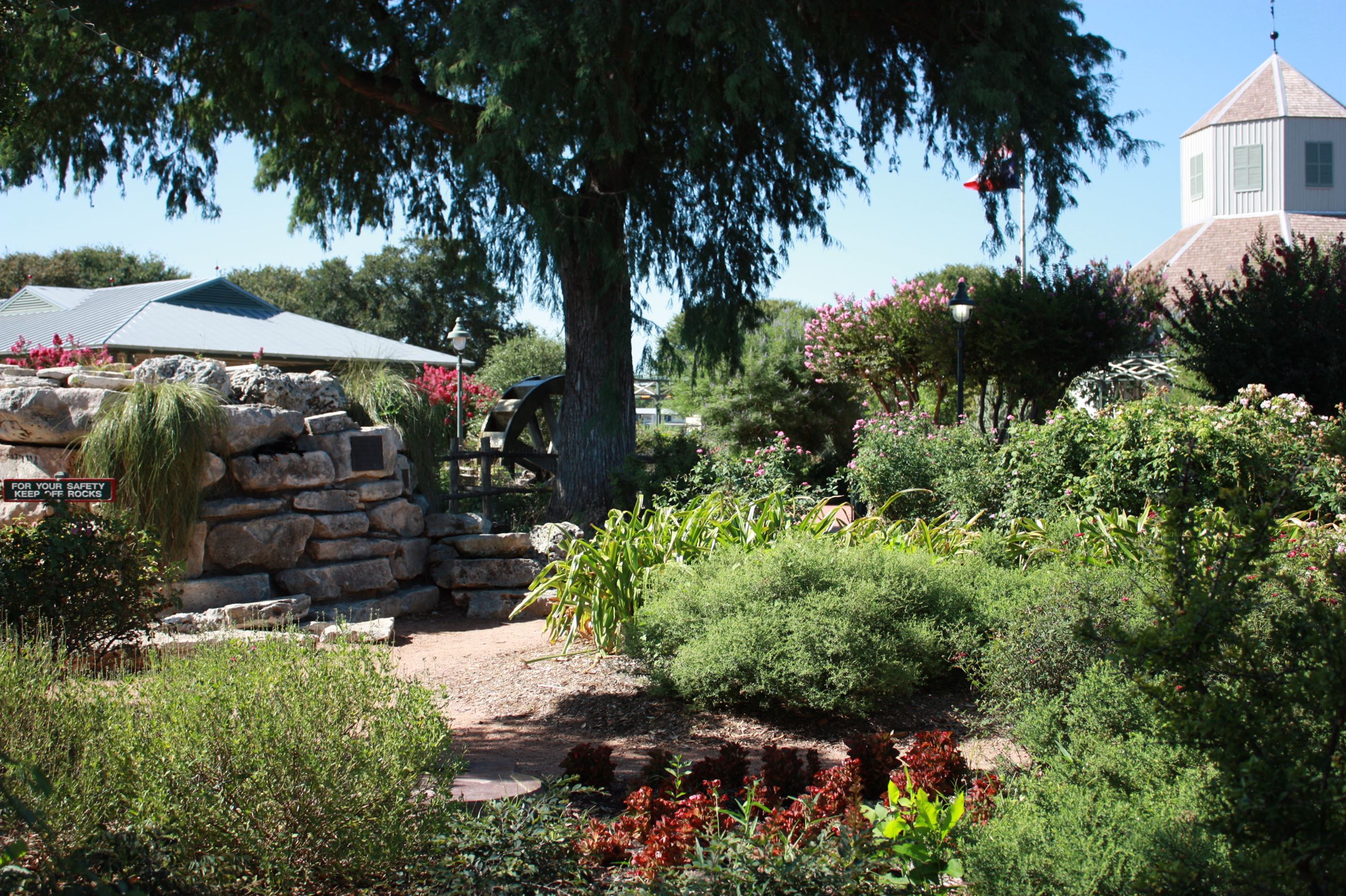 Marktplatz good shot waterwheel